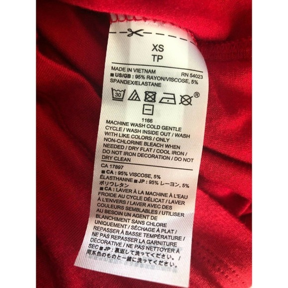 Banana Republic Red Sequin Neckline Tank Top XS - Picture 12 of 12